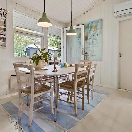 Four-bedroom In Hornbak *