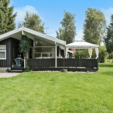 Four-bedroom In Hornbak Prázdninový dům Hornbæk